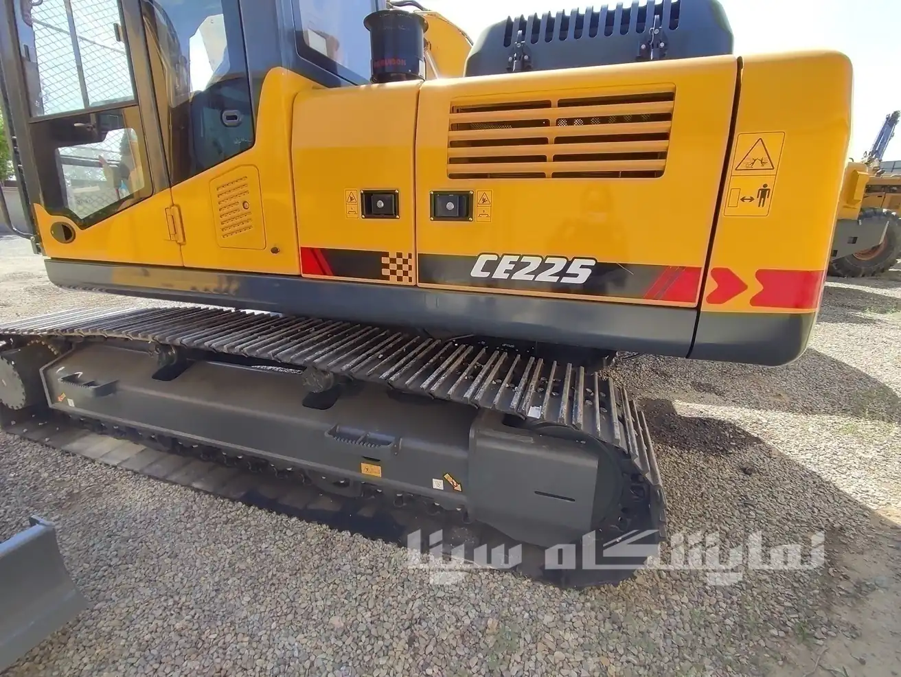 بیل مکانیکی چانگلین ۲۲۵