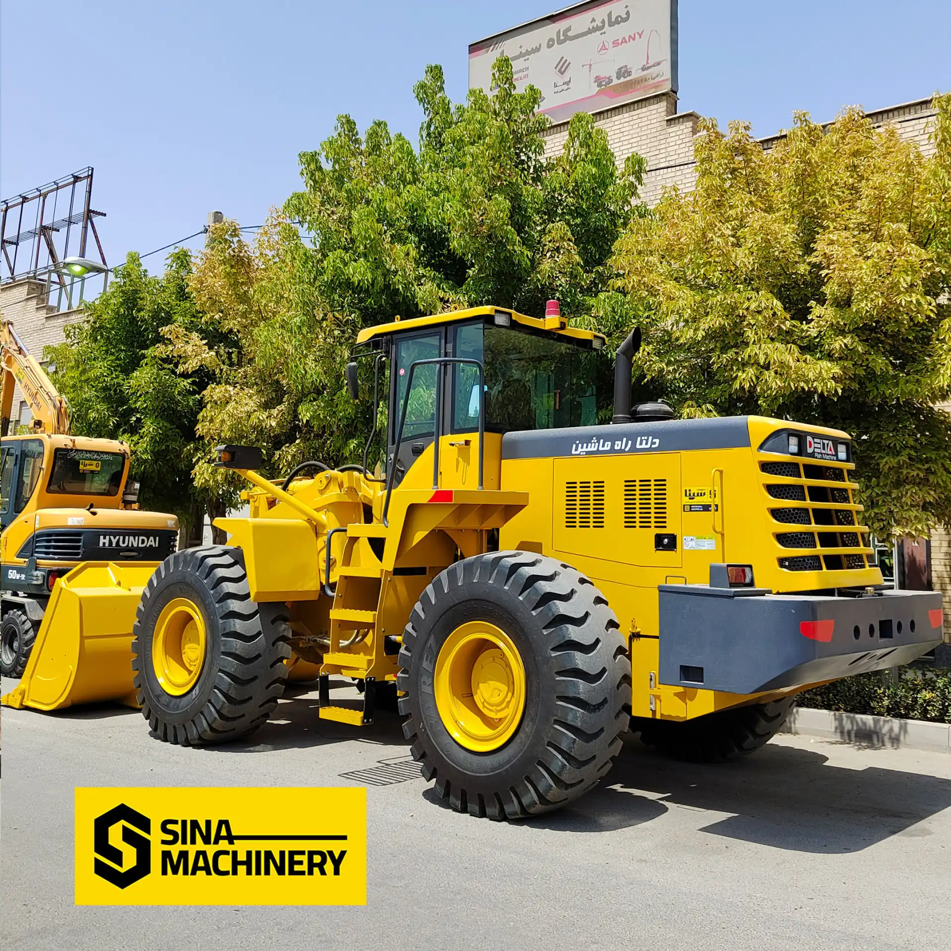 لودر دلتا ۵ تن برقی cl957 نمای جانبی عقب