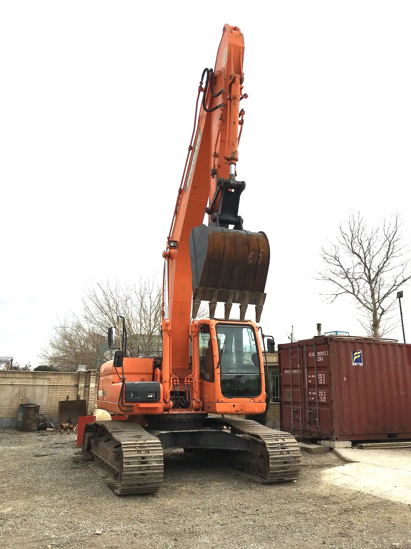 نمای جلویی قیمت و مشخصات بیل مکانیکی دوسان DOOSAN DX230 کارکرده