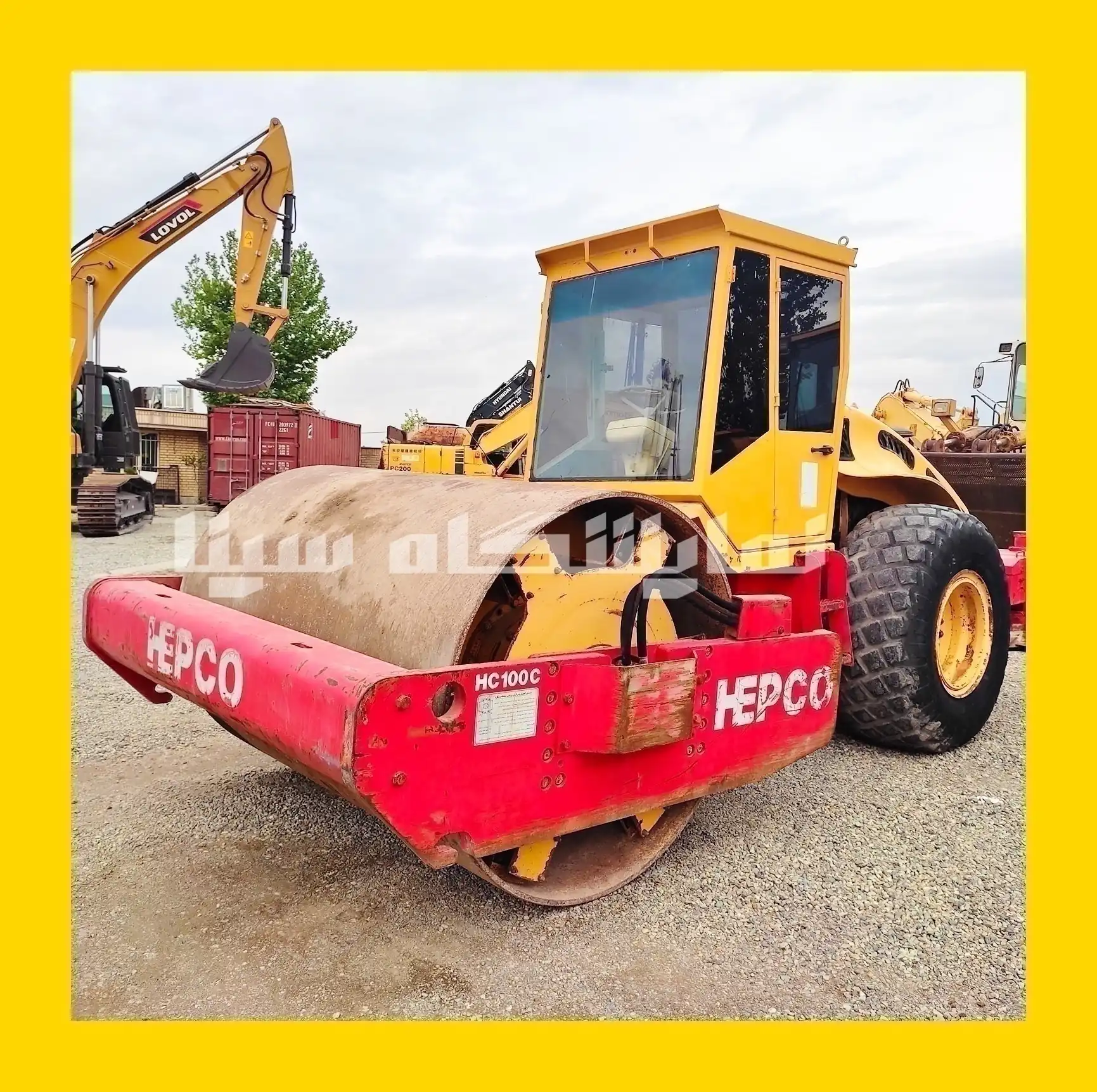 غلتک راهسازی هپکو HC100C نمای سه رخ