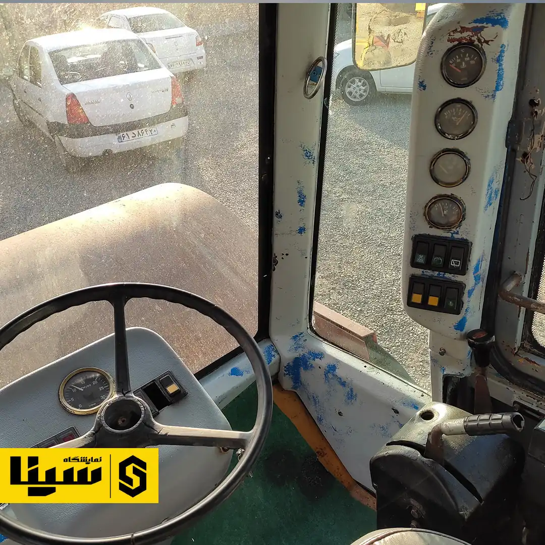 داخل کابین غلتک هپکو موشکی HC100