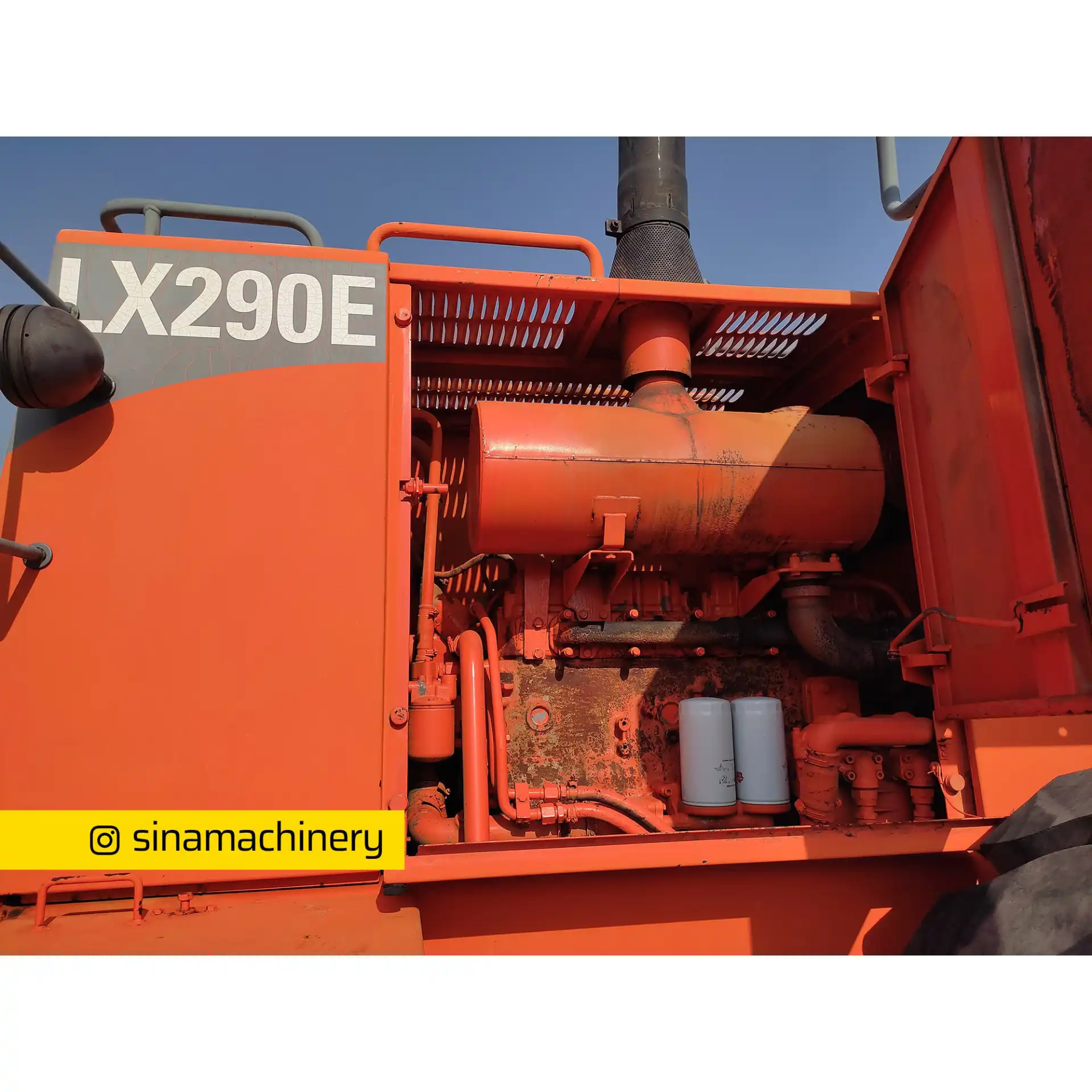 لودر هیتاچی ۲۹۰ کارکرده مدلHITACHI ZE290E