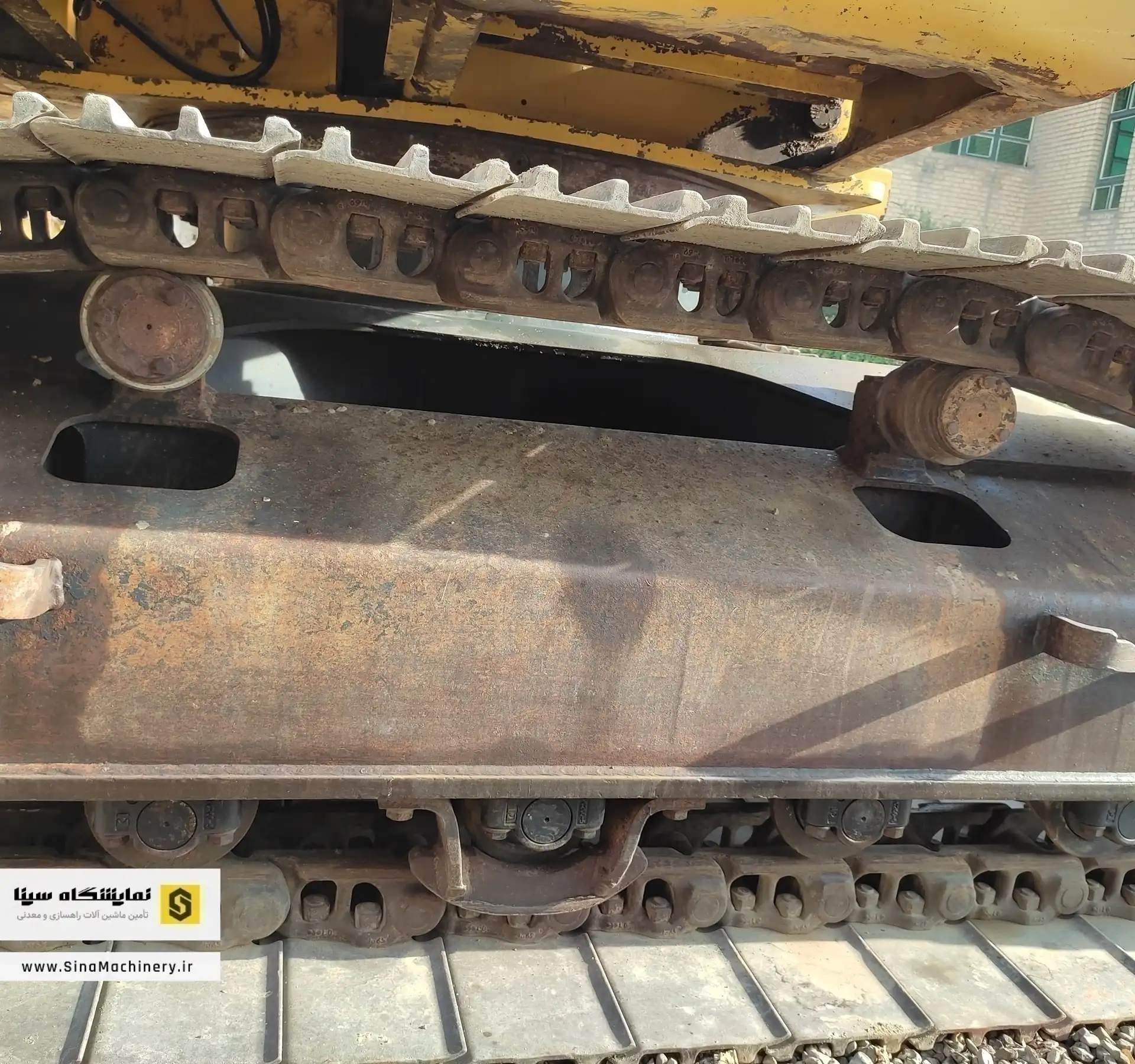 komatsu pc200-7 used excavator carriage