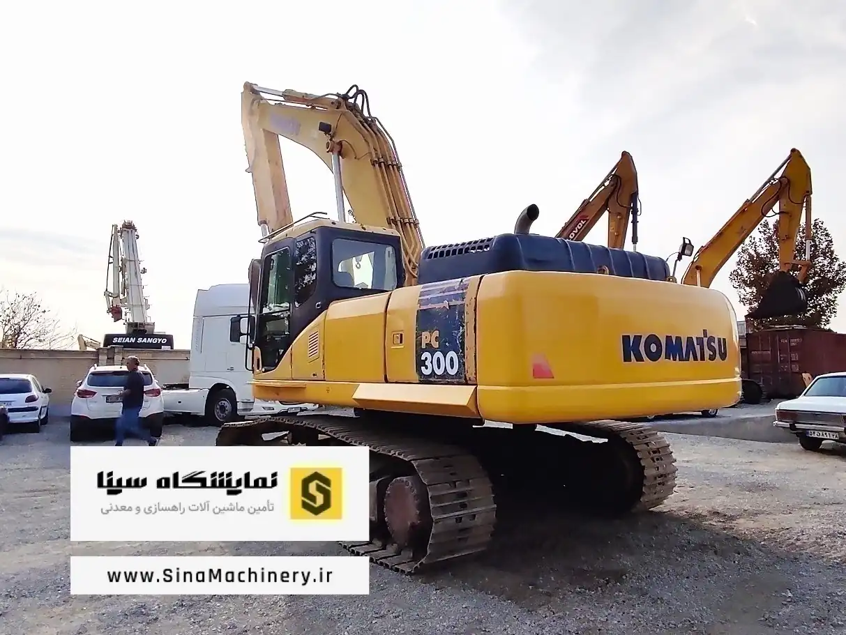 KOMATSU PC300-7