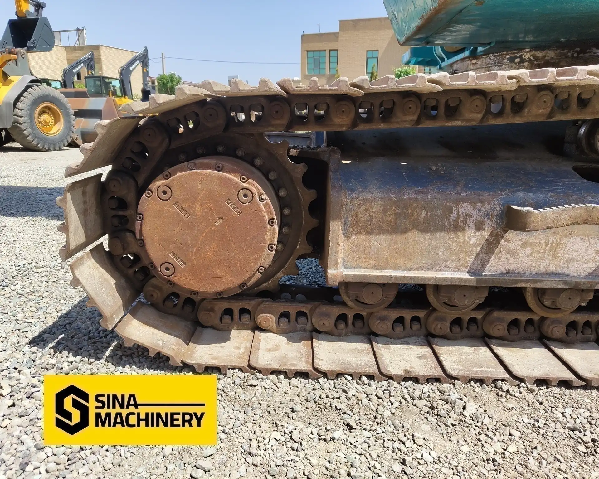 زیربندی بیل مکانیکی سانوارد ۲۳۰ کارکرده مدل ۲۰۱۲