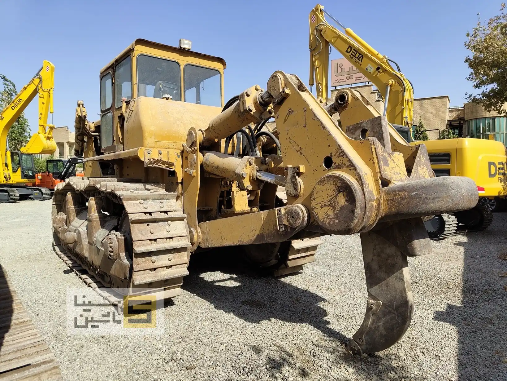 بولدوزر کوماتسو ۳۵۵ کارکرده سیناماشین